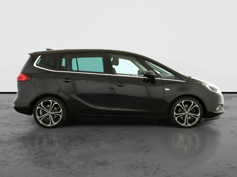 Opel Zafira Tourer, 2017