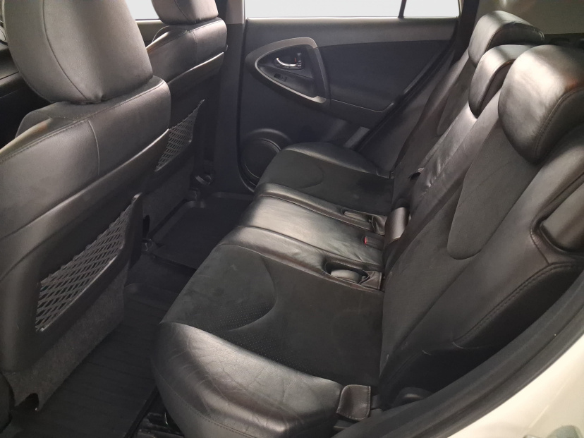 Toyota RAV 4, 2012