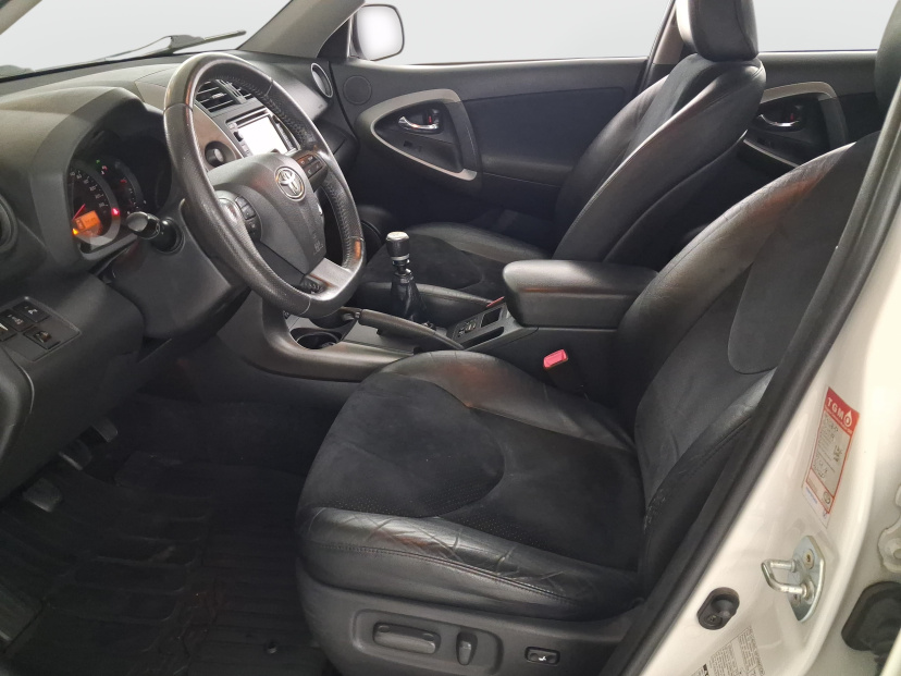 Toyota RAV 4, 2012