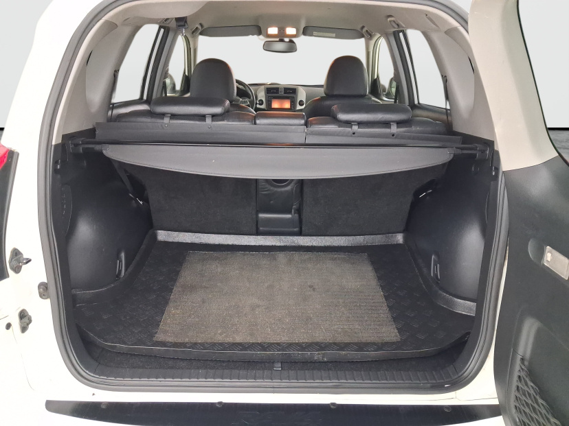 Toyota RAV 4, 2012