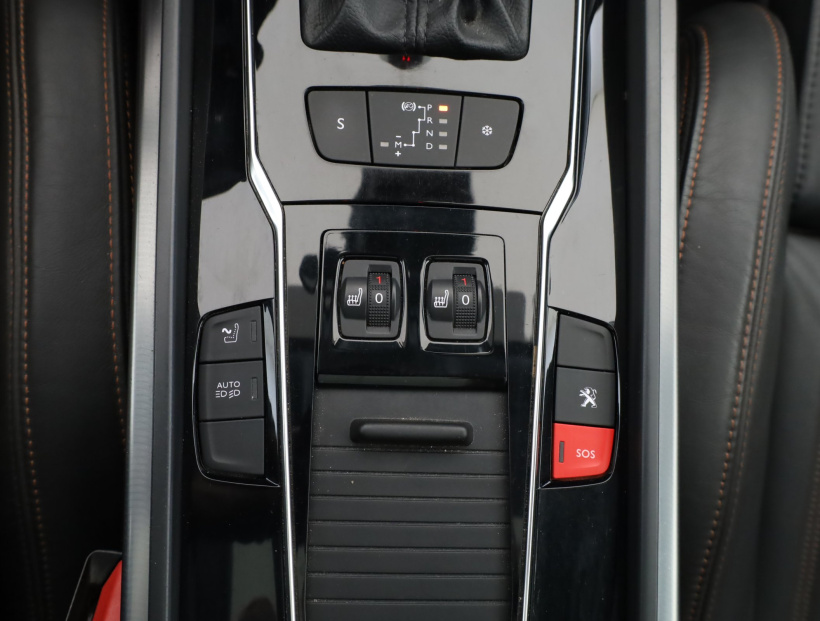 Peugeot 508, 2015