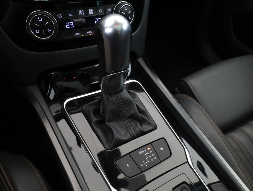 Peugeot 508, 2015