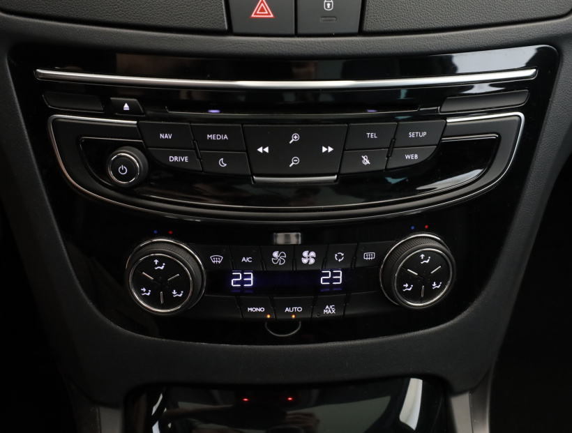 Peugeot 508, 2015