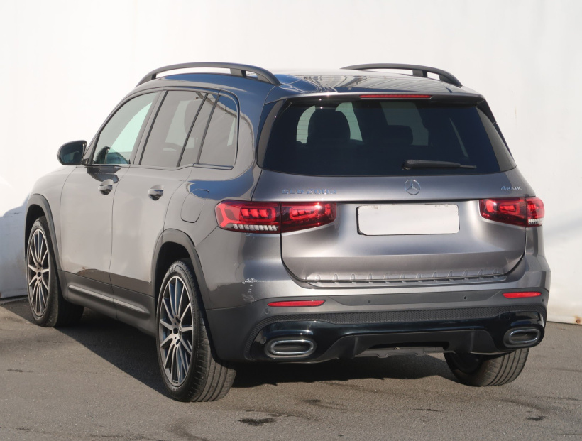 Mercedes-Benz GLB, 2020