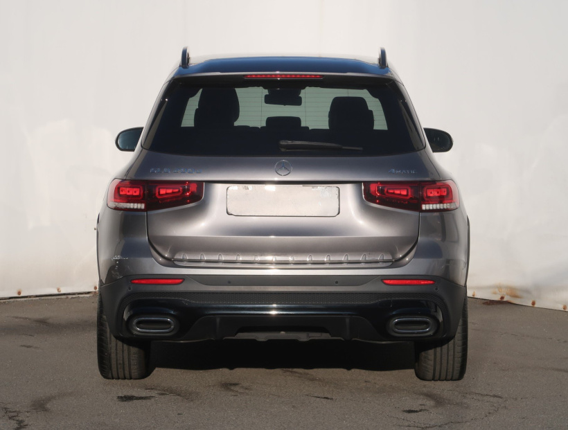 Mercedes-Benz GLB, 2020