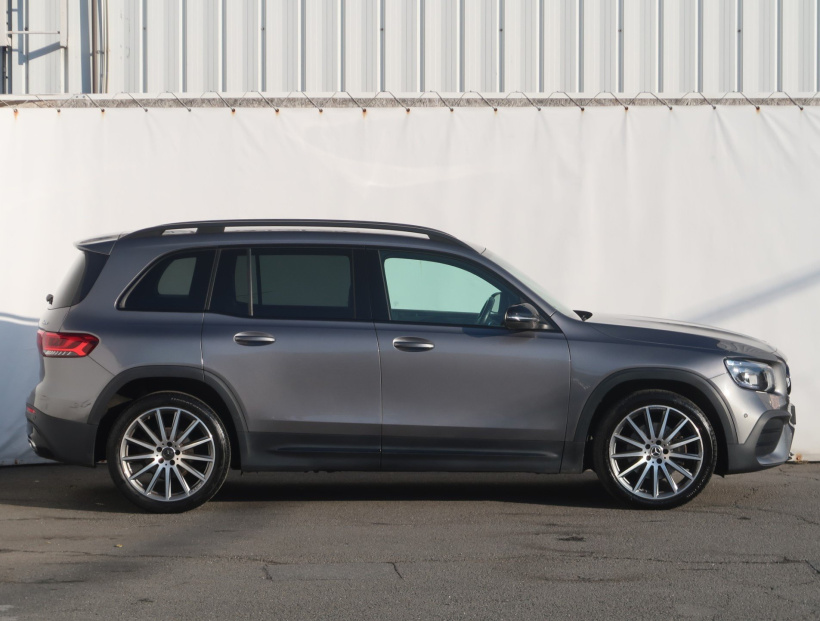 Mercedes-Benz GLB, 2020