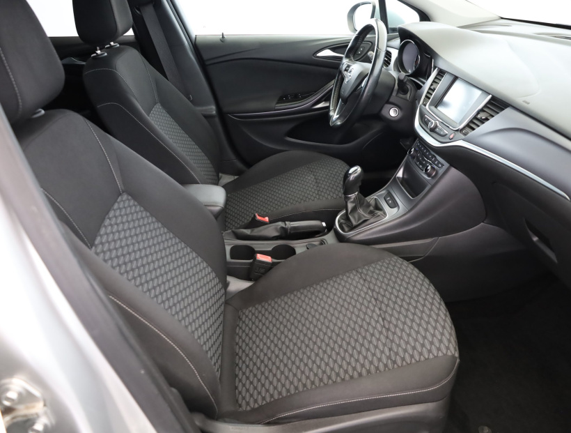 Opel Astra, 2016