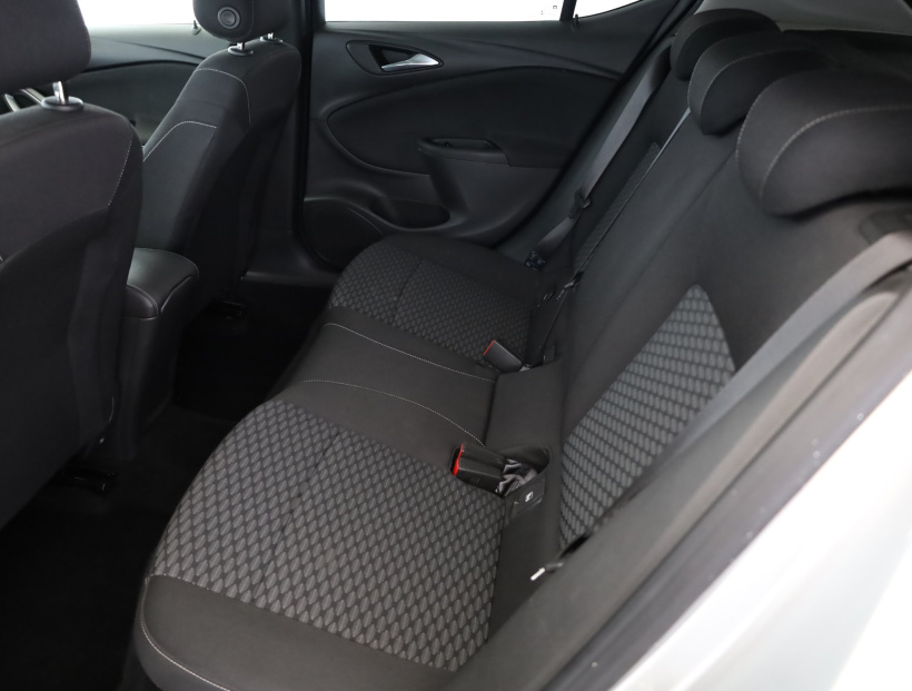 Opel Astra, 2016