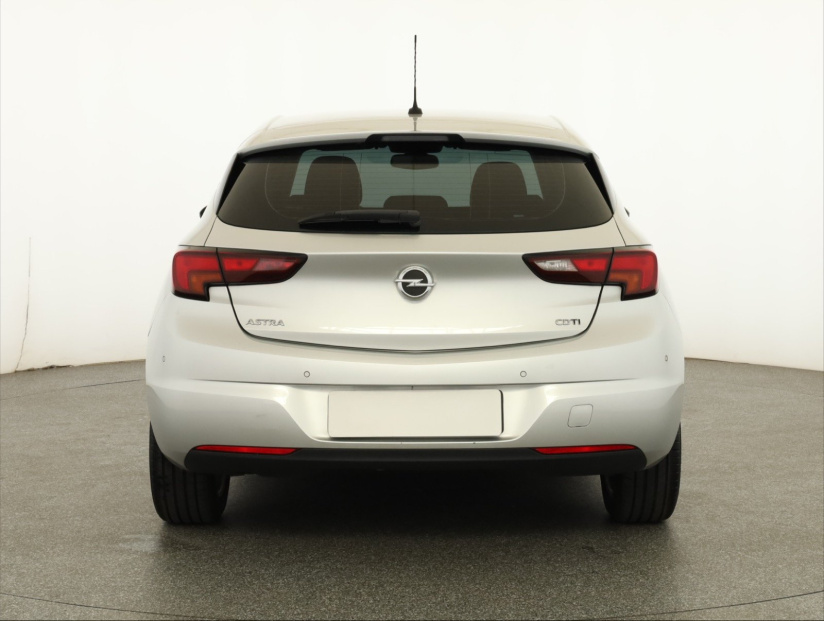 Opel Astra, 2016