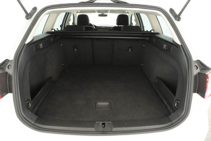Volkswagen Passat, 2015