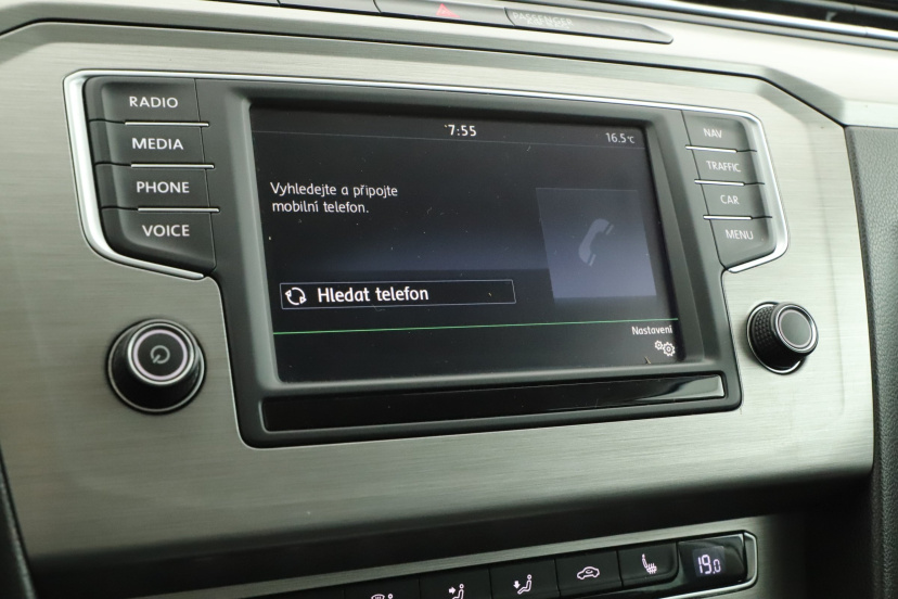 Volkswagen Passat, 2015