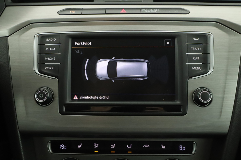 Volkswagen Passat, 2015