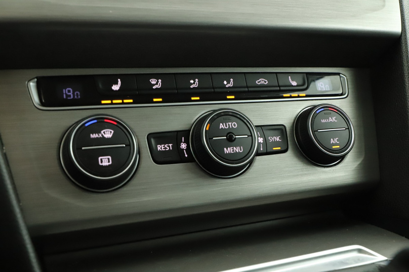 Volkswagen Passat, 2015
