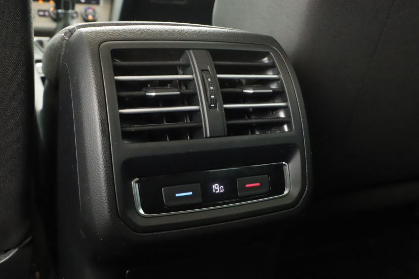 Volkswagen Passat, 2015