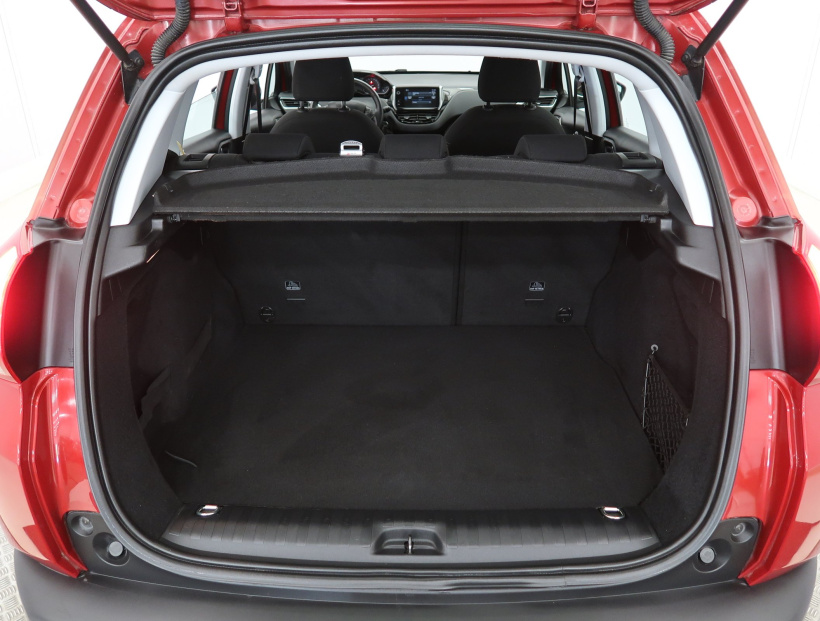 Peugeot 2008, 2016
