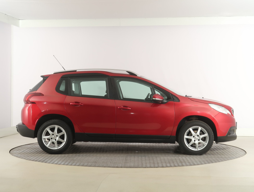 Peugeot 2008, 2016