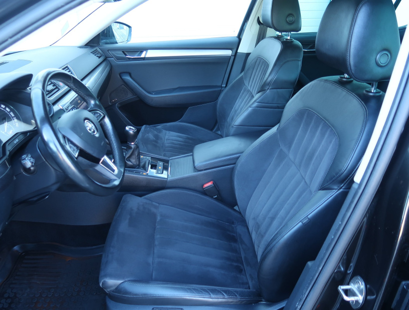 Škoda Superb, 2016