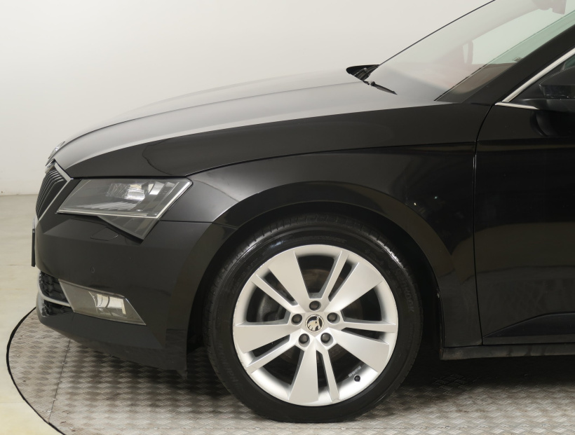 Škoda Superb, 2016
