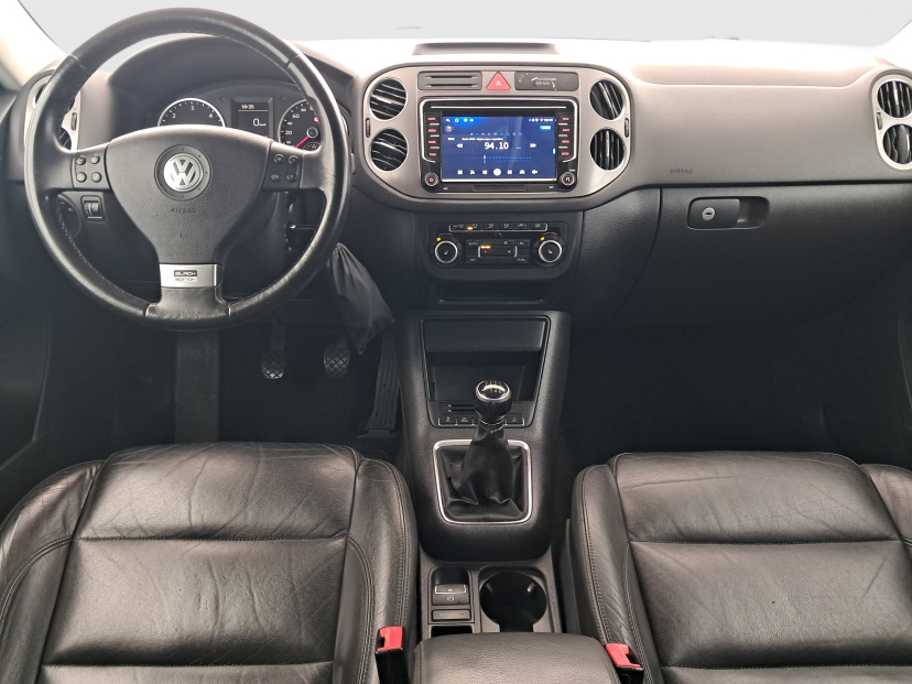 Volkswagen Tiguan, 2010