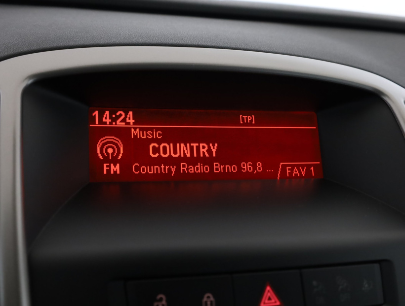 Opel Astra, 2012