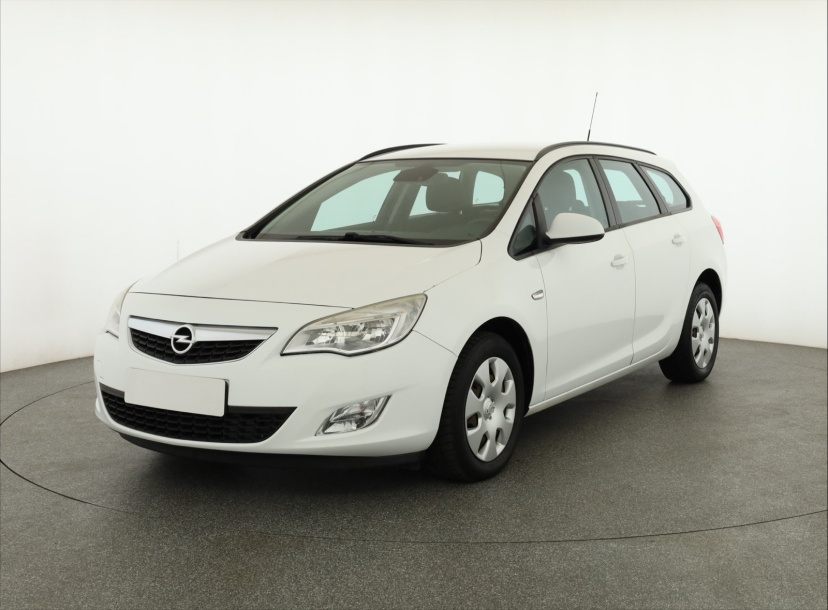 Opel Astra, 2012