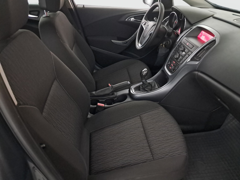 Opel Astra, 2014