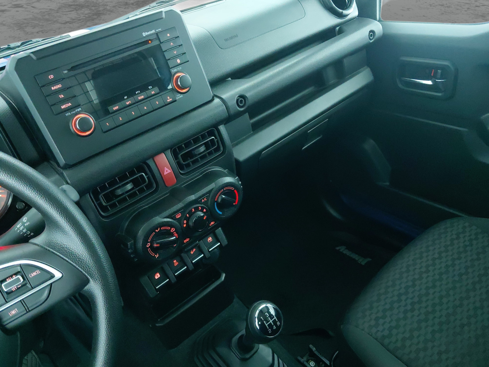 Suzuki Jimny - 2024