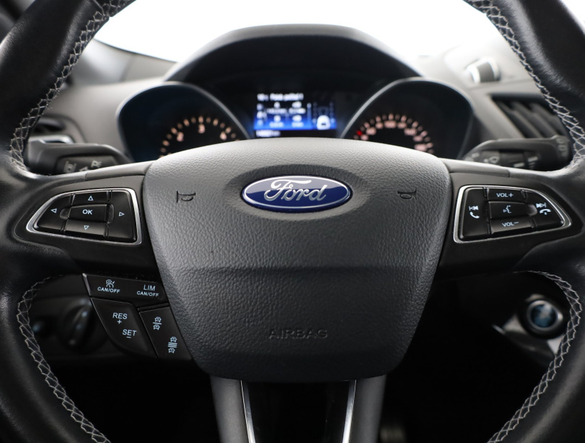 Ford Kuga, 2017