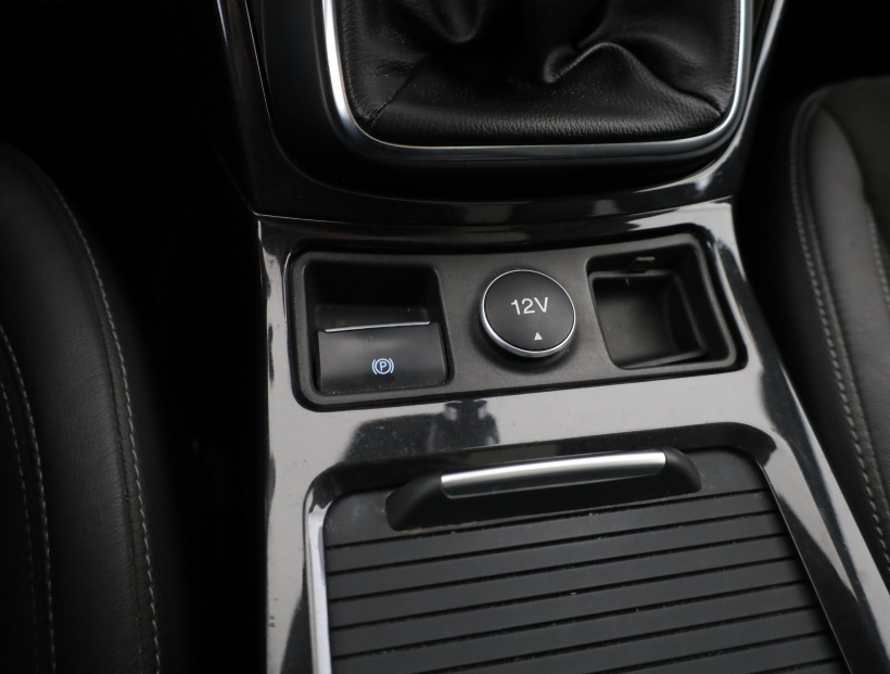Ford Kuga, 2017