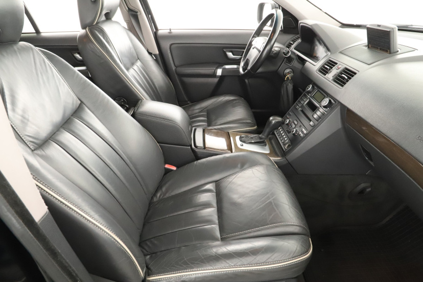Volvo XC90, 2010