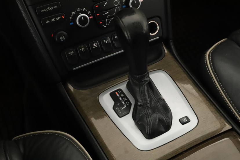 Volvo XC90, 2010