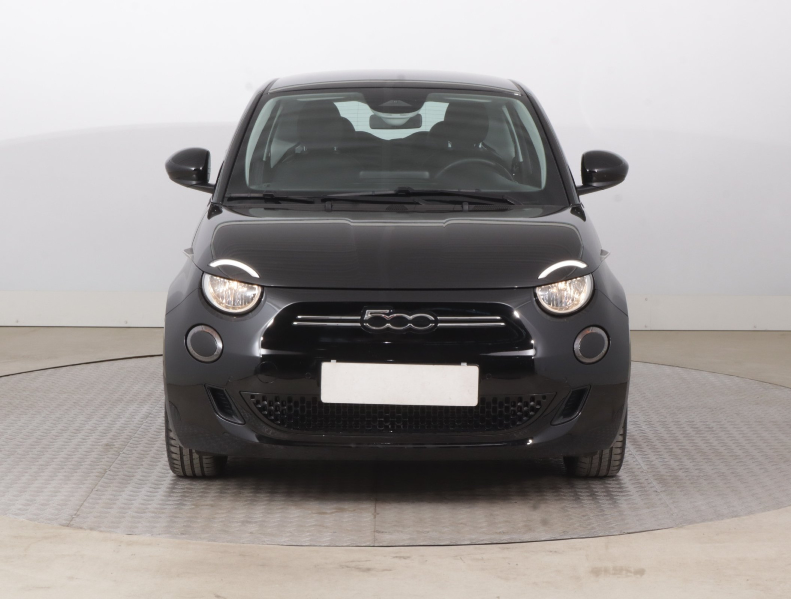 Fiat 500e 42 kWh, 2023 2
