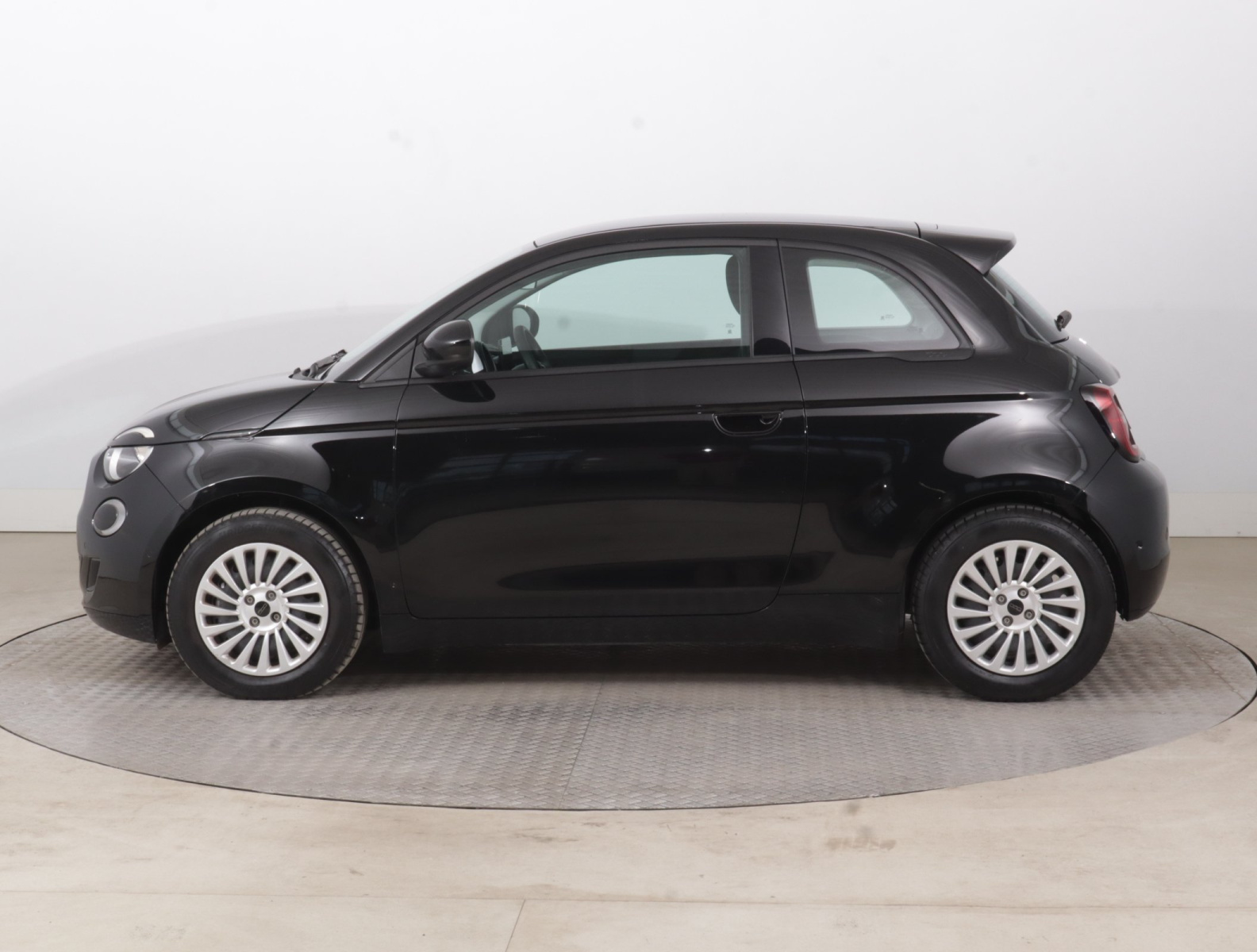 Fiat 500e 42 kWh, 2023 4