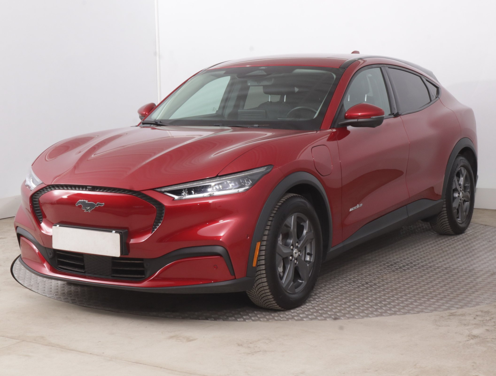 Ford Mustang Mach-E Standard Range RWD, 2021 3