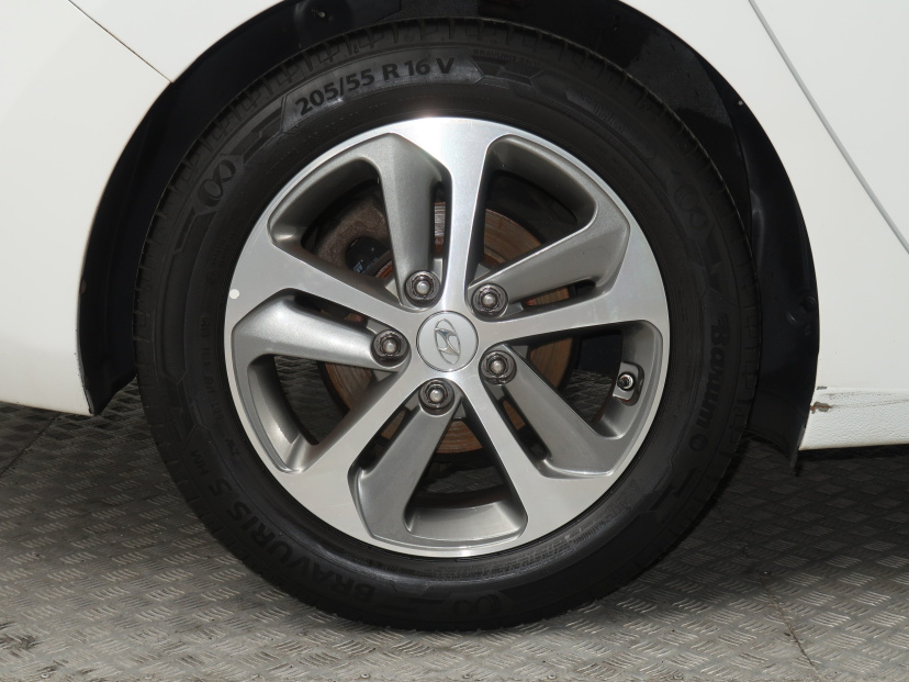 Hyundai i30, 2015