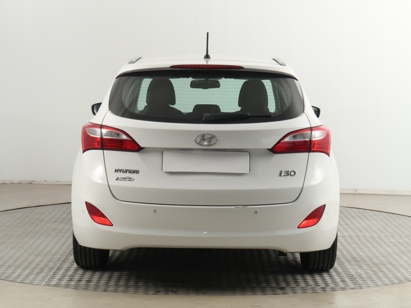 Hyundai i30, 2015