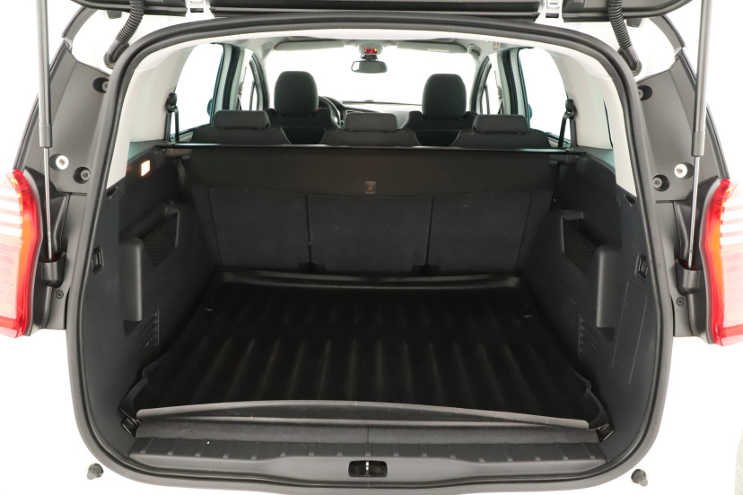 Peugeot 5008, 2016