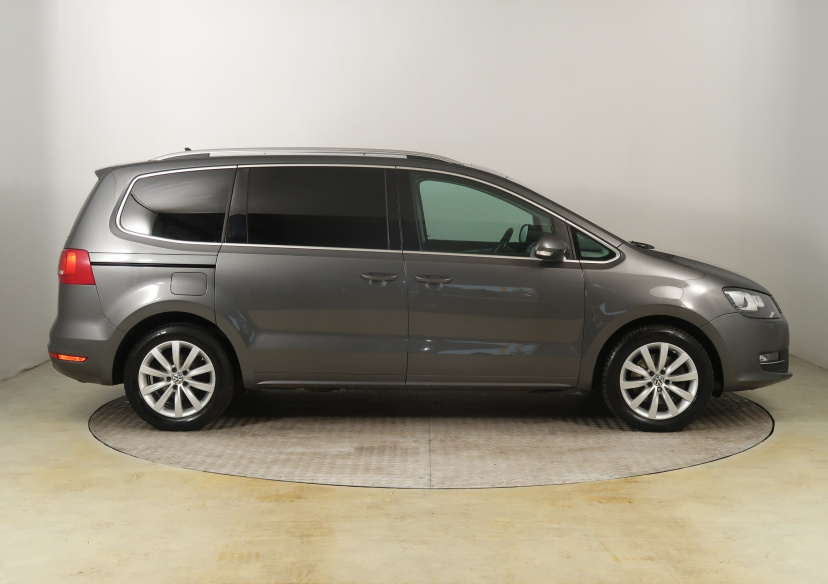 Volkswagen Sharan, 2013