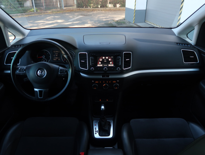 Volkswagen Sharan, 2013