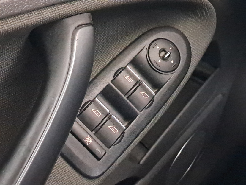 Ford Kuga, 2010
