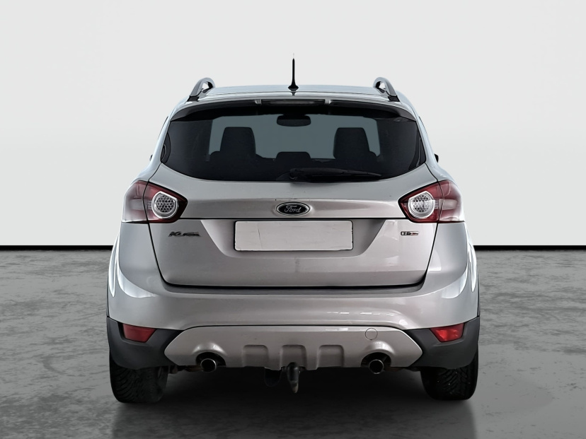 Ford Kuga, 2010
