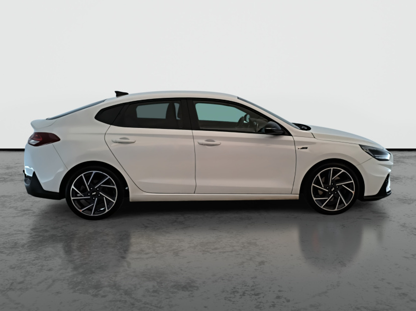 Hyundai i30 Fastback, 2021
