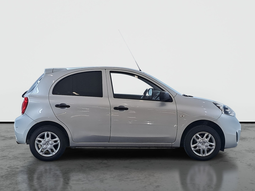 Nissan Micra, 2015