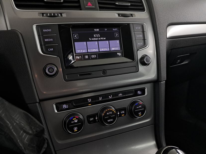 Volkswagen Golf, 2015