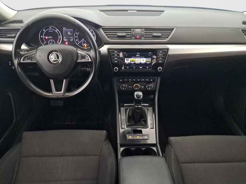Škoda Superb, 2016
