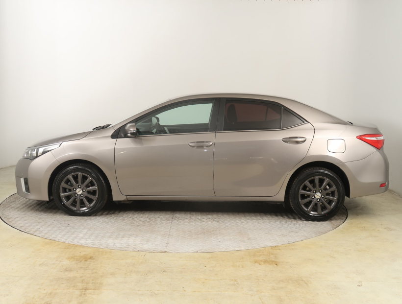 Toyota Corolla, 2016