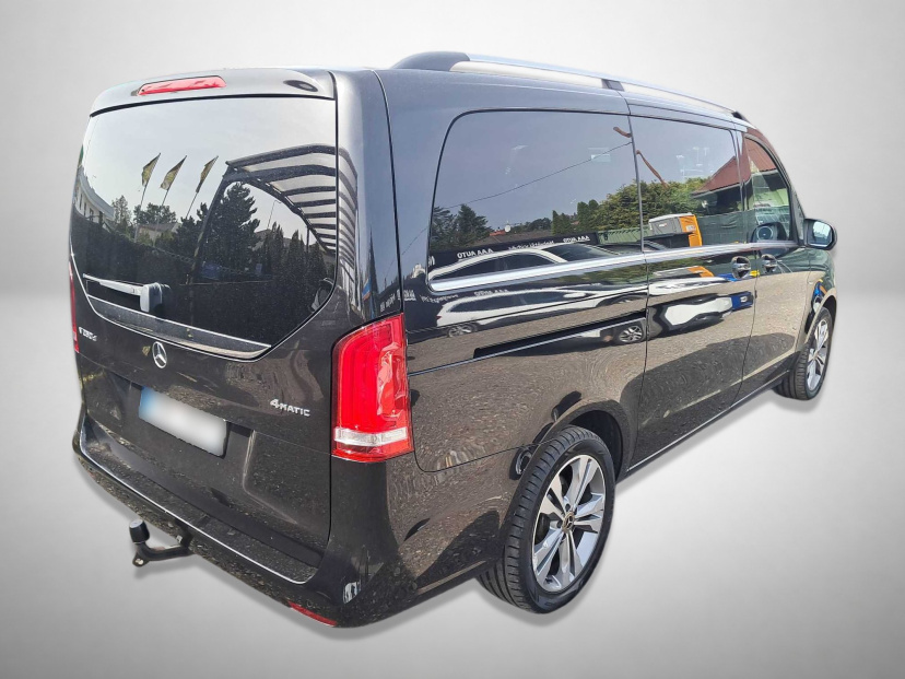 Mercedes-Benz V, 2015