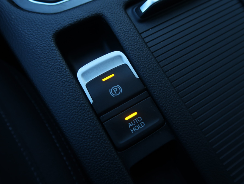 Volkswagen Passat, 2021