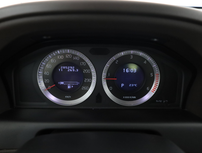 Volvo XC60, 2010