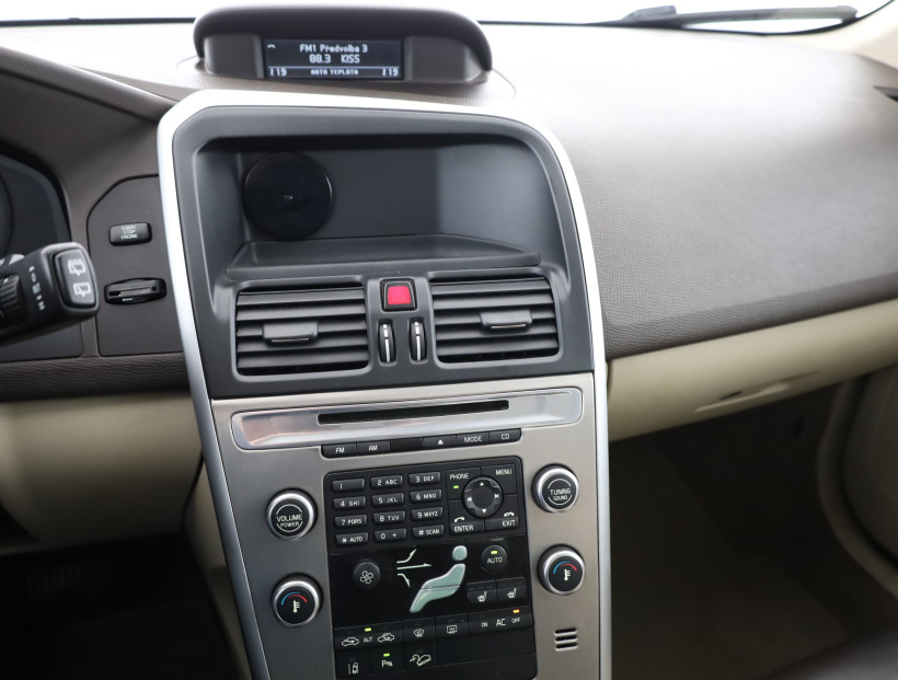 Volvo XC60, 2010